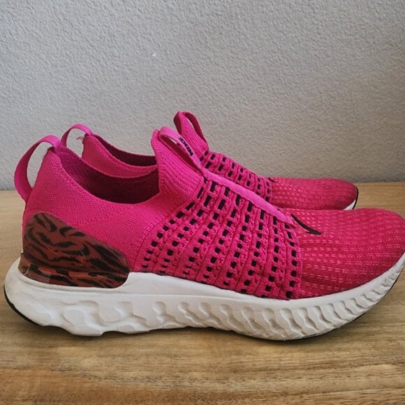 Nike Womens React Phantom Run Flyknit 2 Running Shoes DQ7649-600 Pink Size 7.5 - Picture 1 of 12